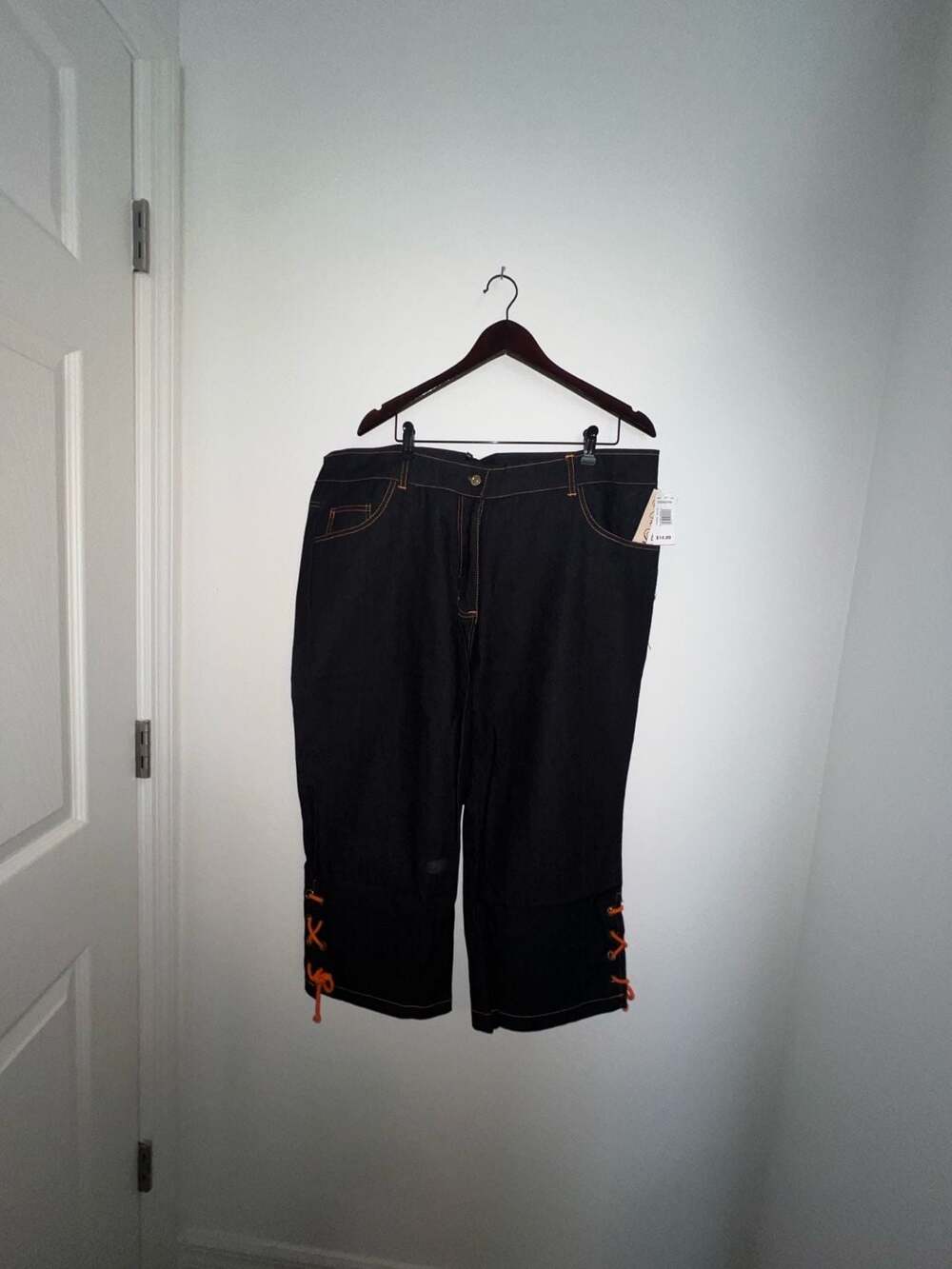 (# 28 ) Gold Flava plus size cropped denim pants in size 24.
